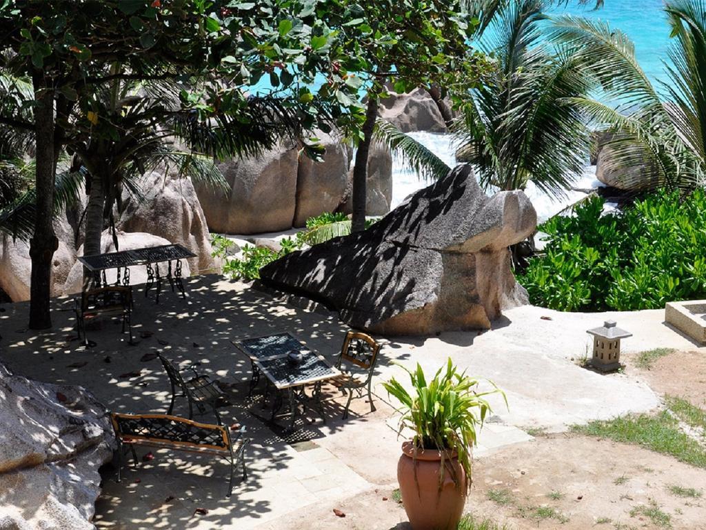 Patatran Village Hotel La Digue Exterior photo