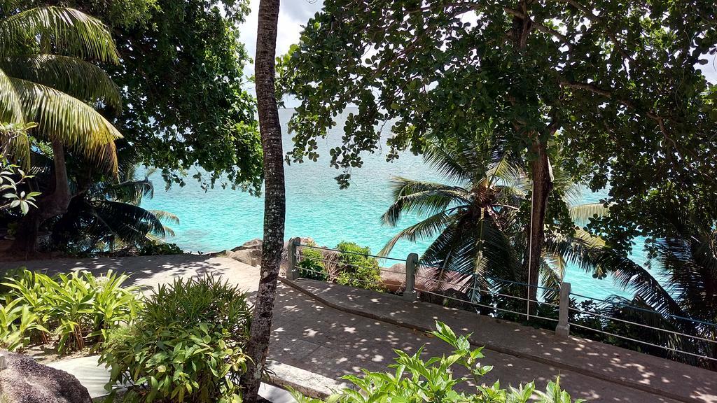 Patatran Village Hotel La Digue Exterior photo